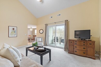 60 Florry Dr unit 6, Dracut, MA 01826 - photo 4