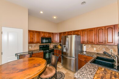 07 Kitchen