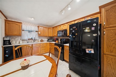 100 Rose Ct S, Delmont, PA 15626 - photo 3