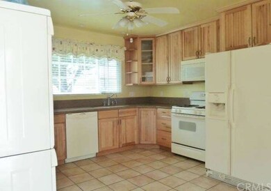 2719 Centralia St, Lakewood, CA 90712 - photo 6