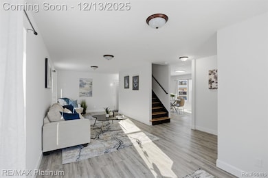 2424 Fisher Rd, Howell, MI 48855 - photo 4