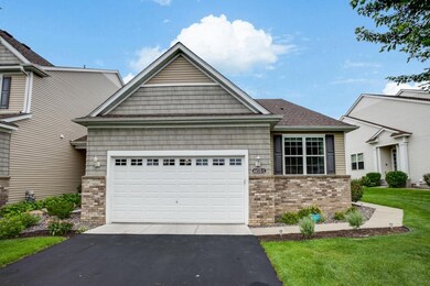 4475-Empress-Way-001