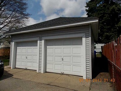 Parking Lot/Garage.