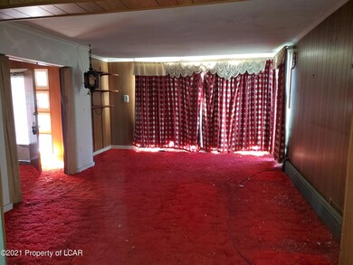 842 E Main St, Nanticoke, PA 18634 - photo 2