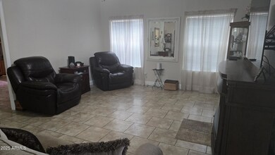228 S 72nd Cir, Mesa, AZ 85208 - photo 5