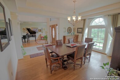 9209 Schoolhouse Rd, San Antonio, TX 78255 - photo 4