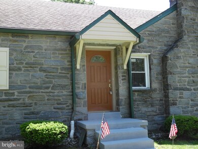 1401 S Swarthmore Ave, Swarthmore, PA 19081 - photo 2