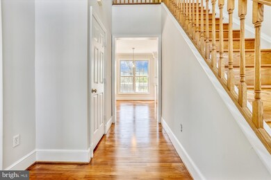 404 Brown St, Washington Grove, MD 20880 - photo 7