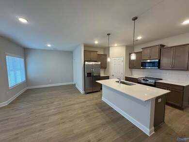 122 Burdine St, New Market, AL 35761 - photo 6