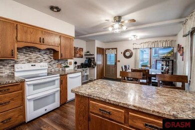 106 N Payne St, New Ulm, MN 56073 - photo 5