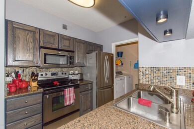 07 Kitchen