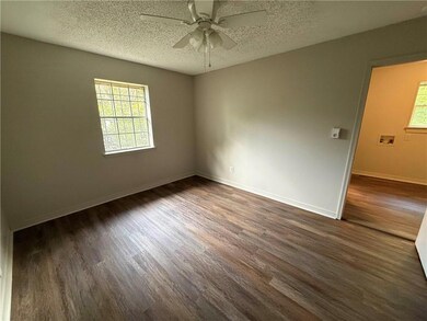 1454 Delusser St, Mobile, AL 36603 - photo 7