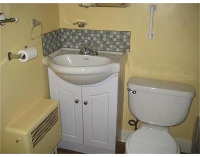 706 School St unit 6, Webster, MA 01570 - photo 7