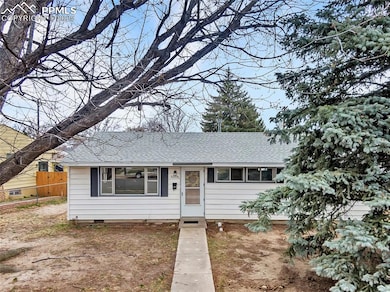 2524 Meadowlark Ln, Colorado Springs, CO 80909 - photo 2