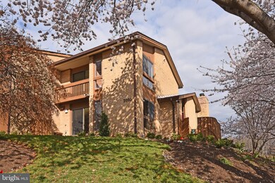 2000 Lakewinds Dr, Reston, VA 20191 - photo 2