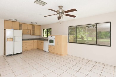 131 Crawford Dr, Sebastian, FL 32958 - photo 3