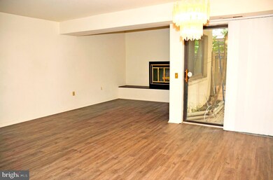 11239 Slalom Ln unit A, Columbia, MD 21044 - photo 4