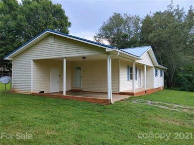 120 Clear Meadow Ln, Statesville, NC 28625 - photo 4