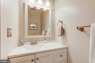 5008 Domain Place, Alexandria, VA 22311 - photo 4