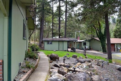 400 Ewe Creek Rd, Grants Pass, OR 97526 - photo 4