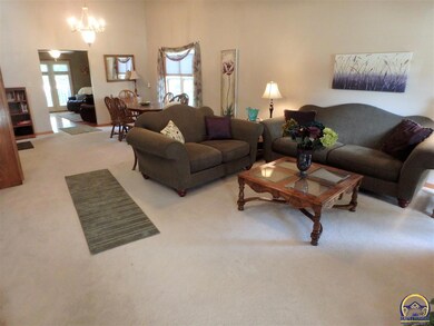 3409 SW Westport Dr, Topeka, KS 66614 - photo 2