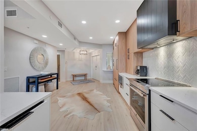 7671 Pebble Creek Cir unit 303, Naples, FL 34108 - photo 6