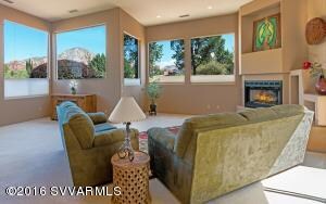 02-LIVING-RM-VIEW_0020-1
