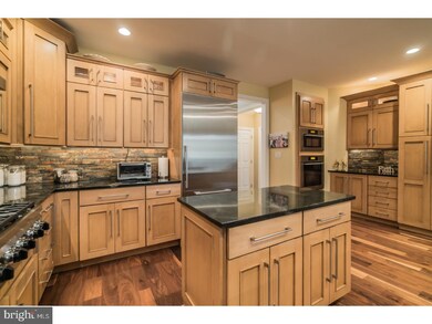 285 Sydney Rd, Southampton, PA 18966 - photo 7