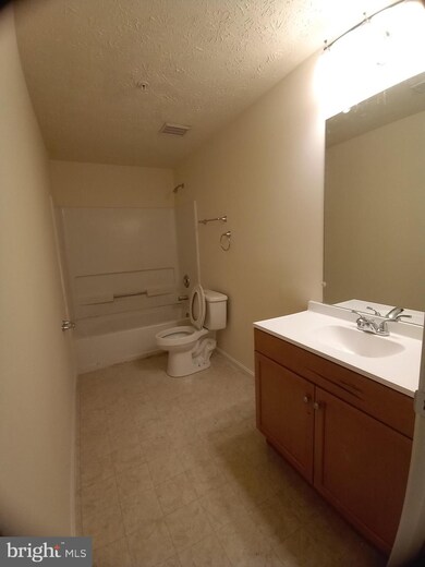 5610 Fishermens Ct, Clinton, MD 20735 - photo 5