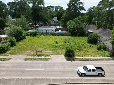 5029 Pinemont Dr, Houston, TX 77092 - photo 5