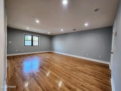 310 W Harford St unit 6, Milford, PA 18337 - photo 7