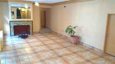 215 30th St unit 20, Miami Beach, FL 33140 - photo 4