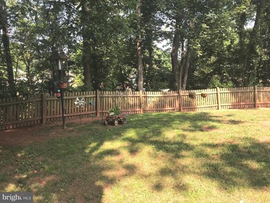 242 W Meadowland Ln, Sterling, VA 20164 - photo 4