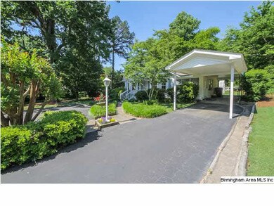 ... leads to the carport...