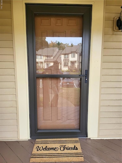 204 Bridgewater Dr, Newport News, VA 23603 - photo 4