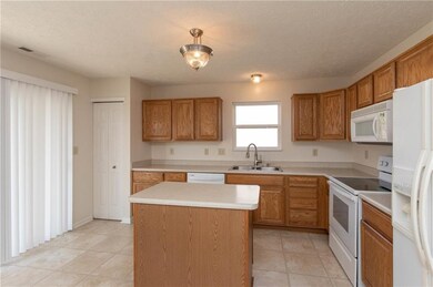 1359 Grand Canyon Cir, Franklin, IN 46131 - photo 7