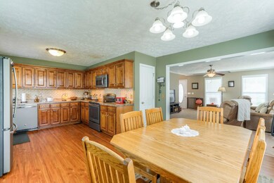 1202 Indian Springs Cir, Manchester, TN 37355 - photo 7