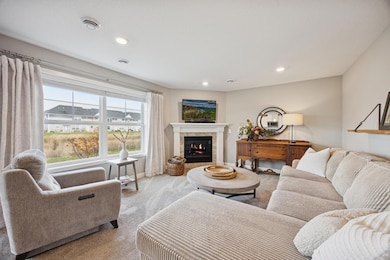 708 Locke Pointe Dr NE, Fridley, MN 55432 - photo 6