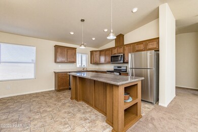 24350 N Marblehead Ave, Paulden, AZ 86334 - photo 4