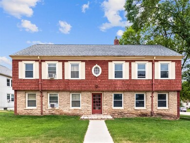 3403 1st Ave SW, Cedar Rapids, IA 52405 - photo 2