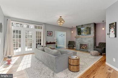 1326 Red Hawk Cir, Reston, VA 20194 - photo 6