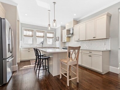 34 Lawrence St, Waltham, MA 02451 - photo 5