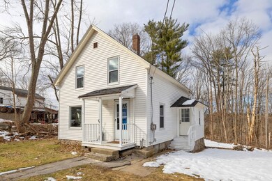 114 Mammoth Rd, Hooksett, NH 03106 - photo 2