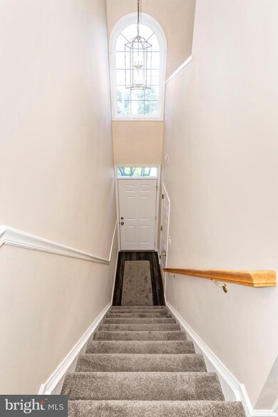 10339 Bridle Ct, Hagerstown, MD 21740 - photo 5