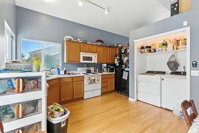 726 Pioneer Ave, Tooele, UT 84074 - photo 4