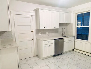 24 Huxley Ave, Providence, RI 02908 - photo 5