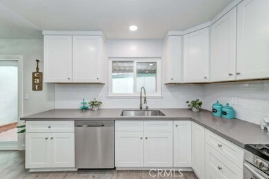 5128 Argyle Dr, Buena Park, CA 90621 - photo 7