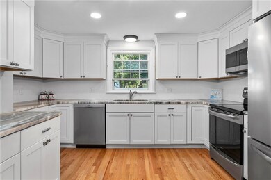 660 Nate Whipple Hwy, Cumberland, RI 02864 - photo 6