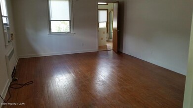 90 W Benjamin Ave, Conyngham, PA 18219 - photo 5