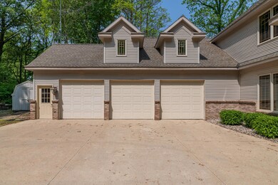 10300 Corey Bluff Rd-27